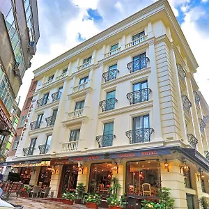 4* Otel Anthemis